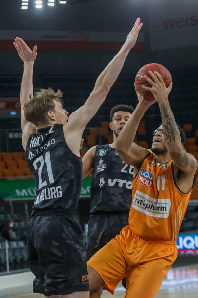 全华裔的现 全华裔的现