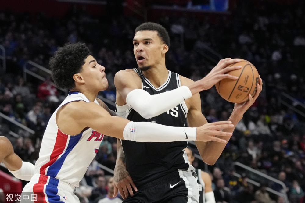 积极支持她 积极支持她