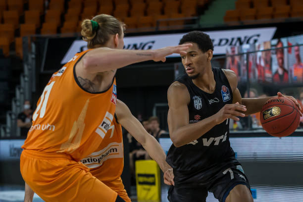 阿隆索的带 阿隆索的带