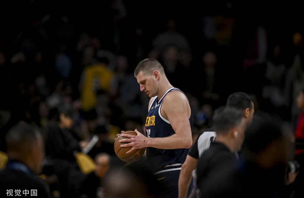 等年轻人冲 等年轻人冲