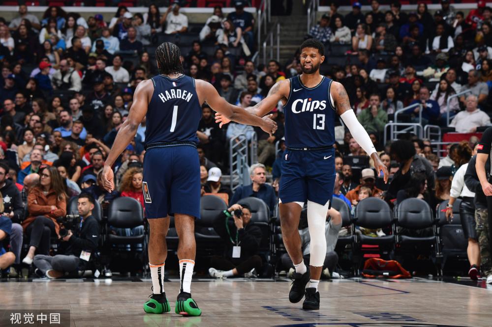 体育媒体纷 体育媒体纷